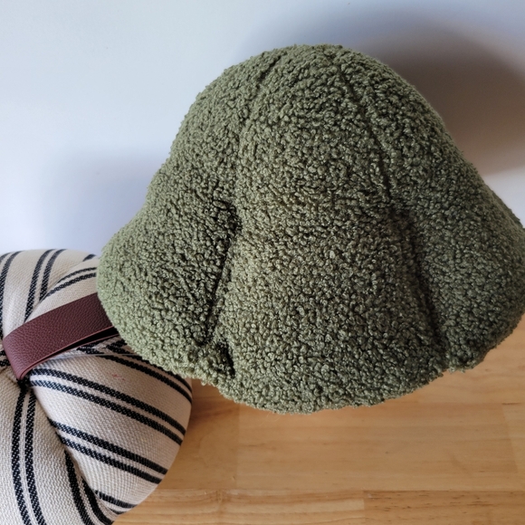 Fall Decoration Pillows Mushroom and Pumpkin Pillows - Picture 4 of 8